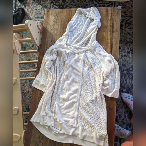 Anthropologie beach cover up - Picture 2 of 4